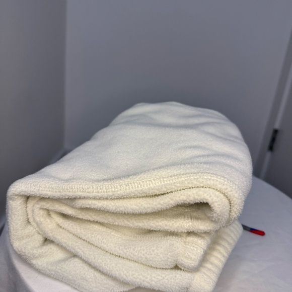 Zara Kids Fleece Joggers Sweatpants – Size 9 – White w/ Back Zipper Pocket - Picture 5 of 11